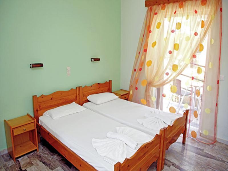 Makis Studios Беницес Екстериор снимка